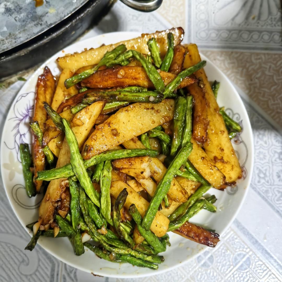 干煸豆角土豆