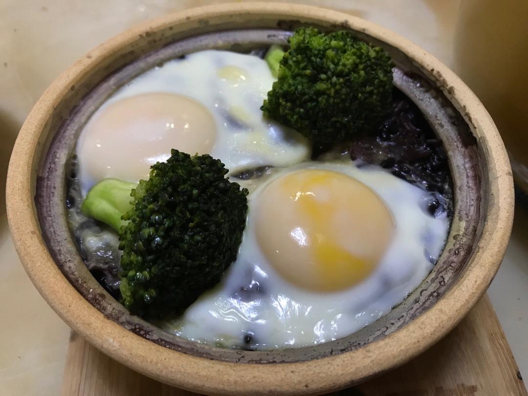 煲仔饭，从零到一教你做（内附香菇滑鸡和牛肉煲仔饭做法）