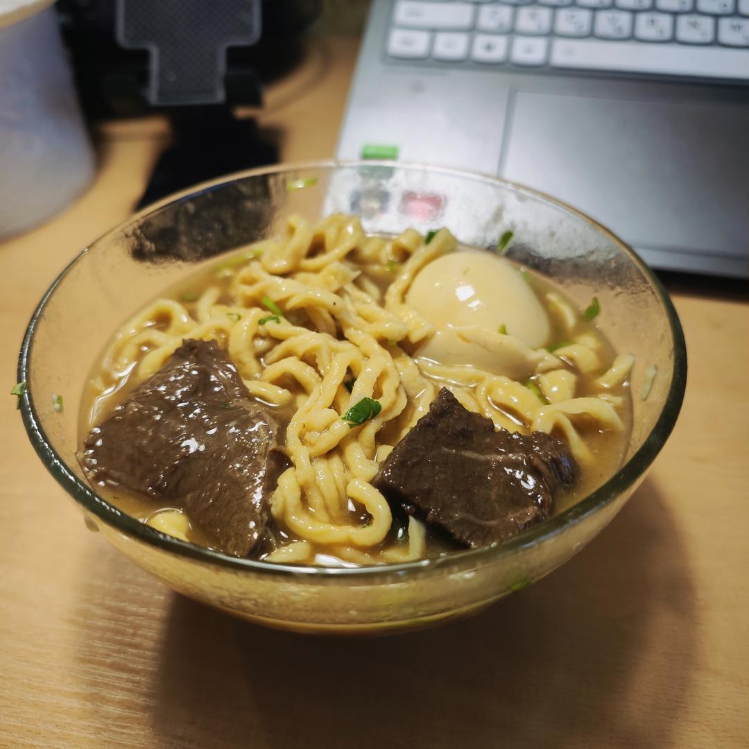 一锅老卤的续集--卤肉面