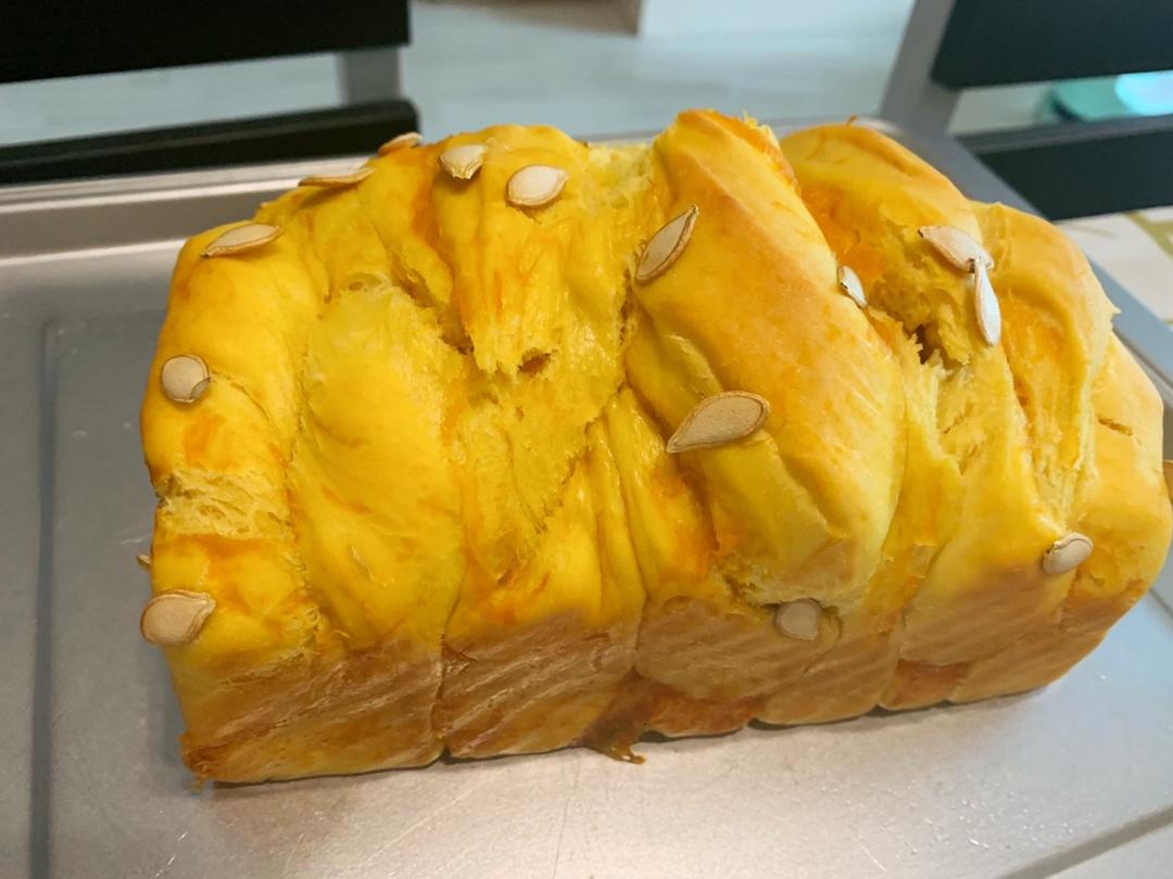 双倍美味南瓜吐司（双重南瓜，美味加倍）
