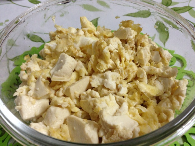 鸡刨豆腐