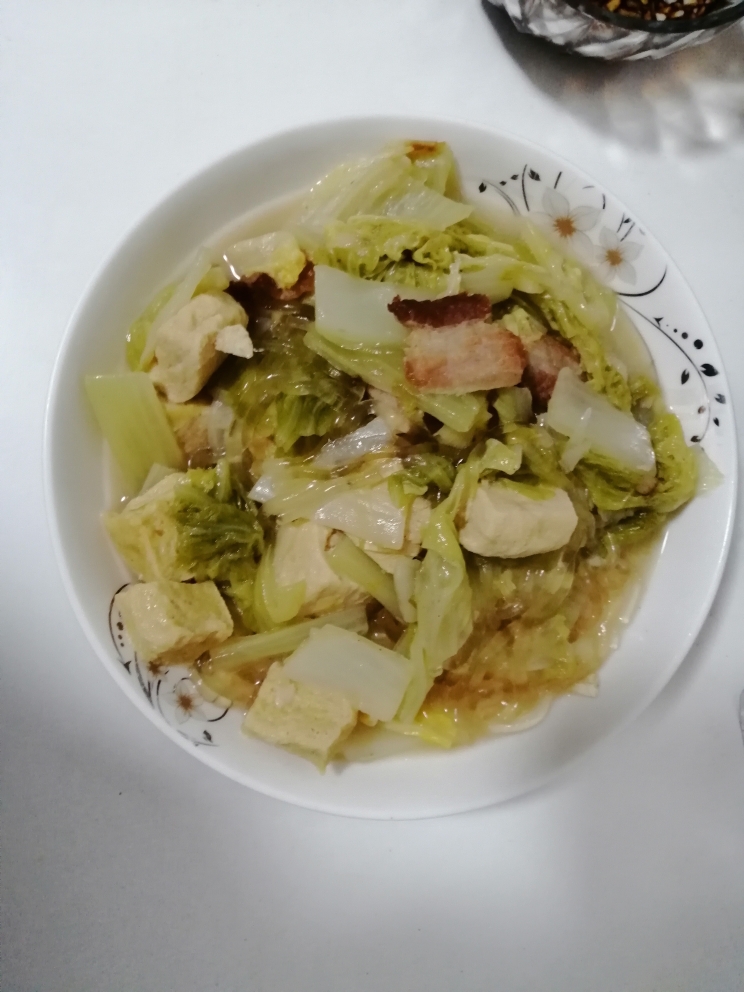 家常大白菜五花肉炖粉条冻豆腐