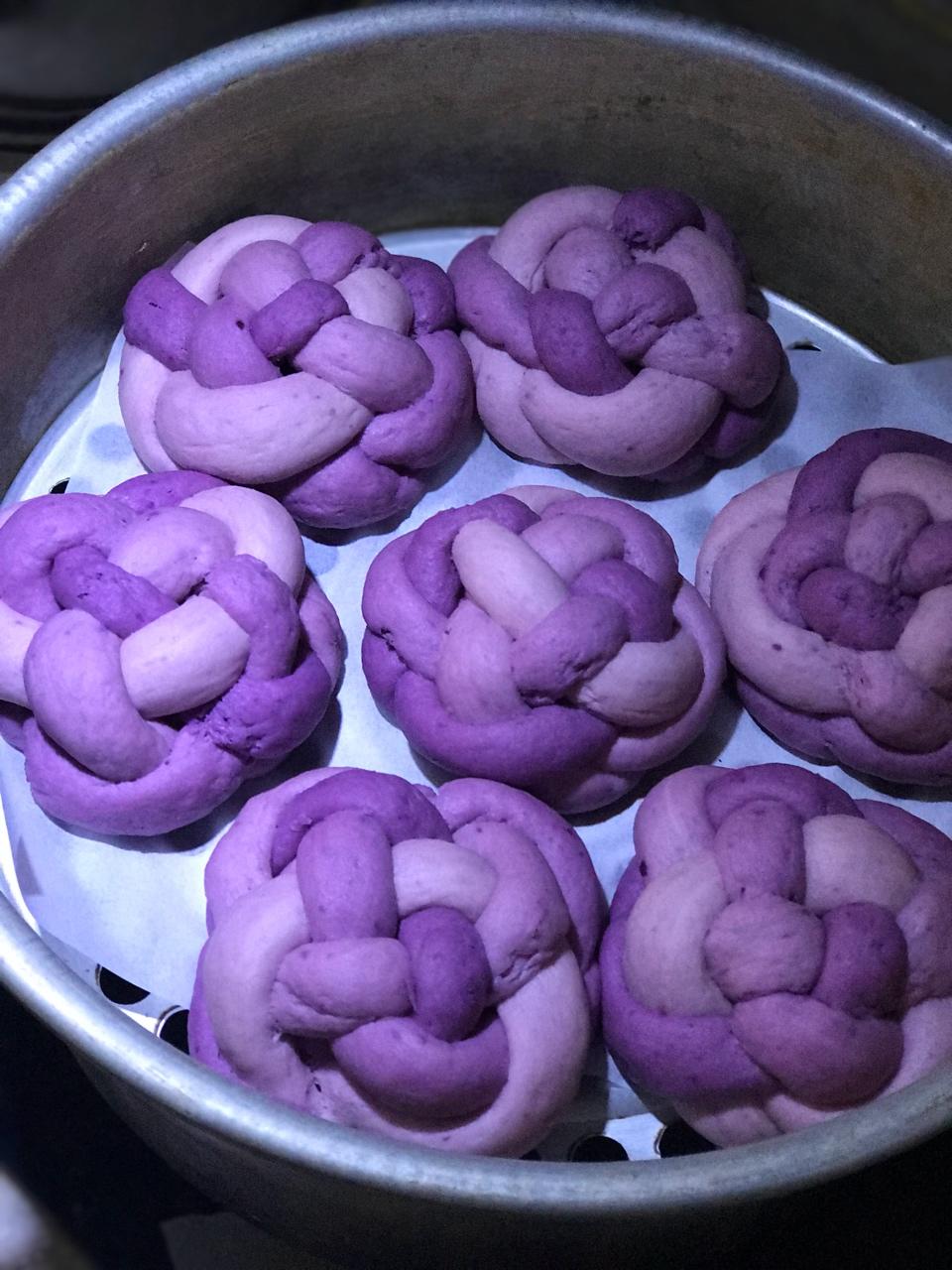 渐变紫薯绣球馒头