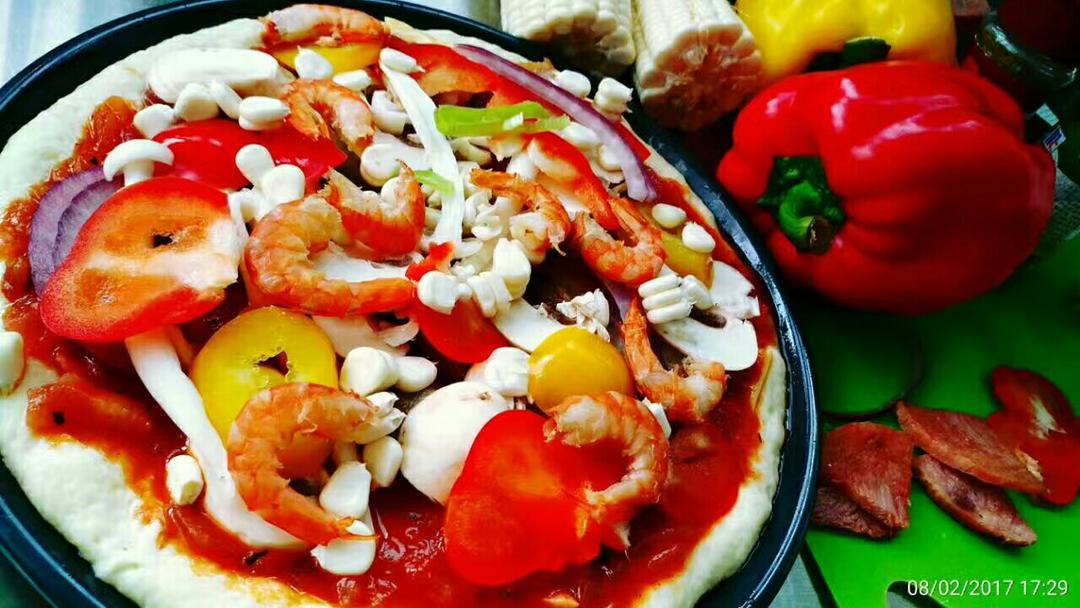 8寸纯手工什锦披萨