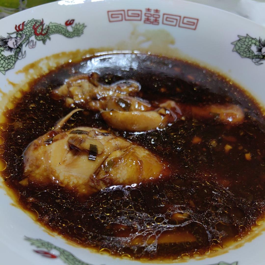 🔥好吃到飙泪的秘汁多汁蒜香鸡腿，鲜嫩到流口水。