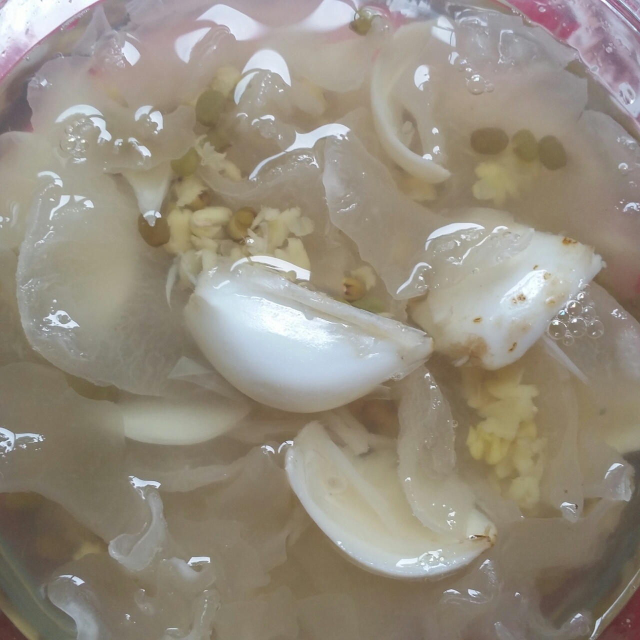 银耳百合绿豆汤