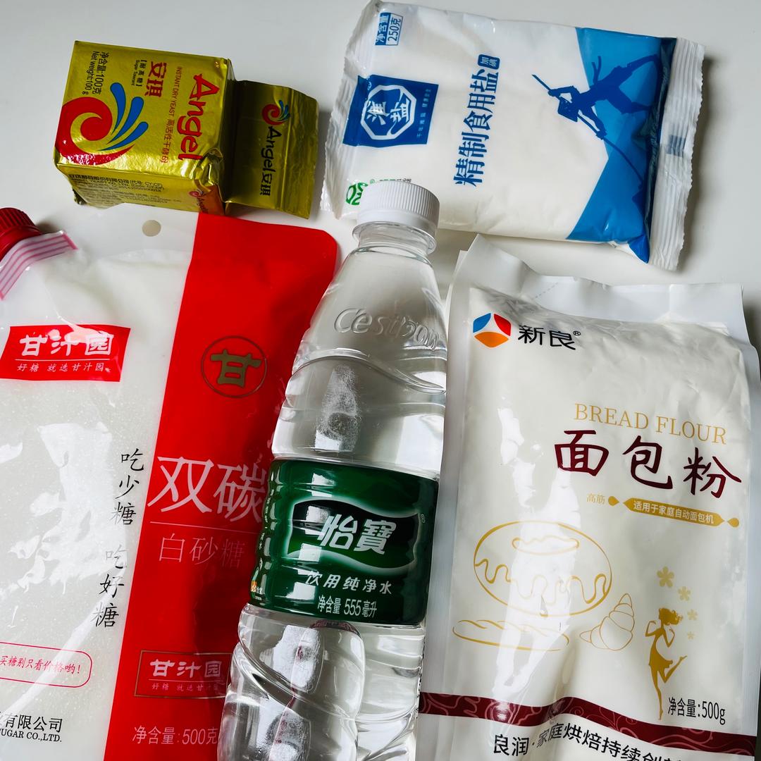 纯奶手撕吐司的做法 步骤1