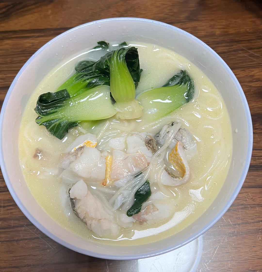 黄鱼面一碗，活儿越细，越鲜美。