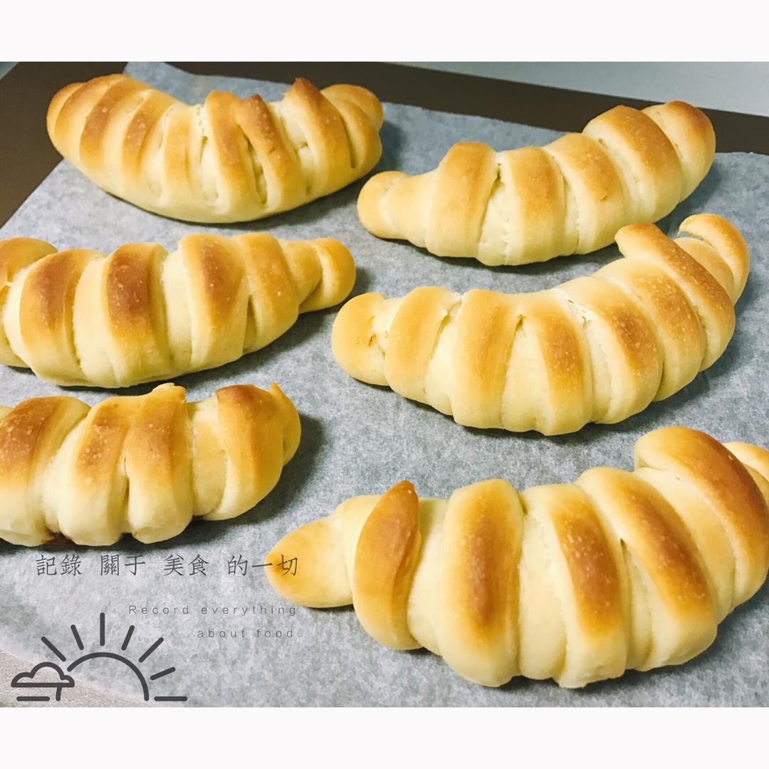 毛毛虫肉松面包