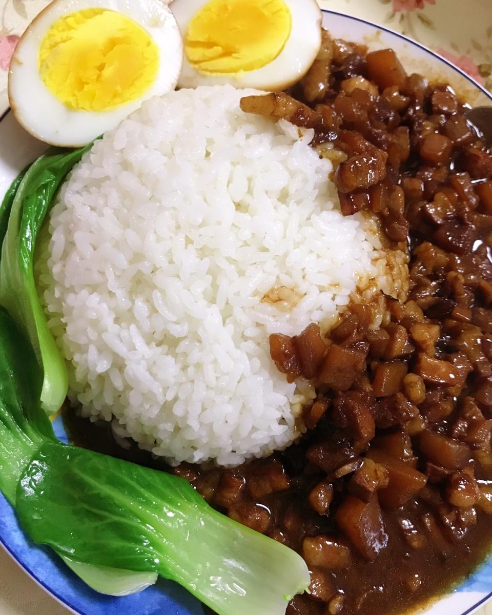 赵四岁做的卤肉饭