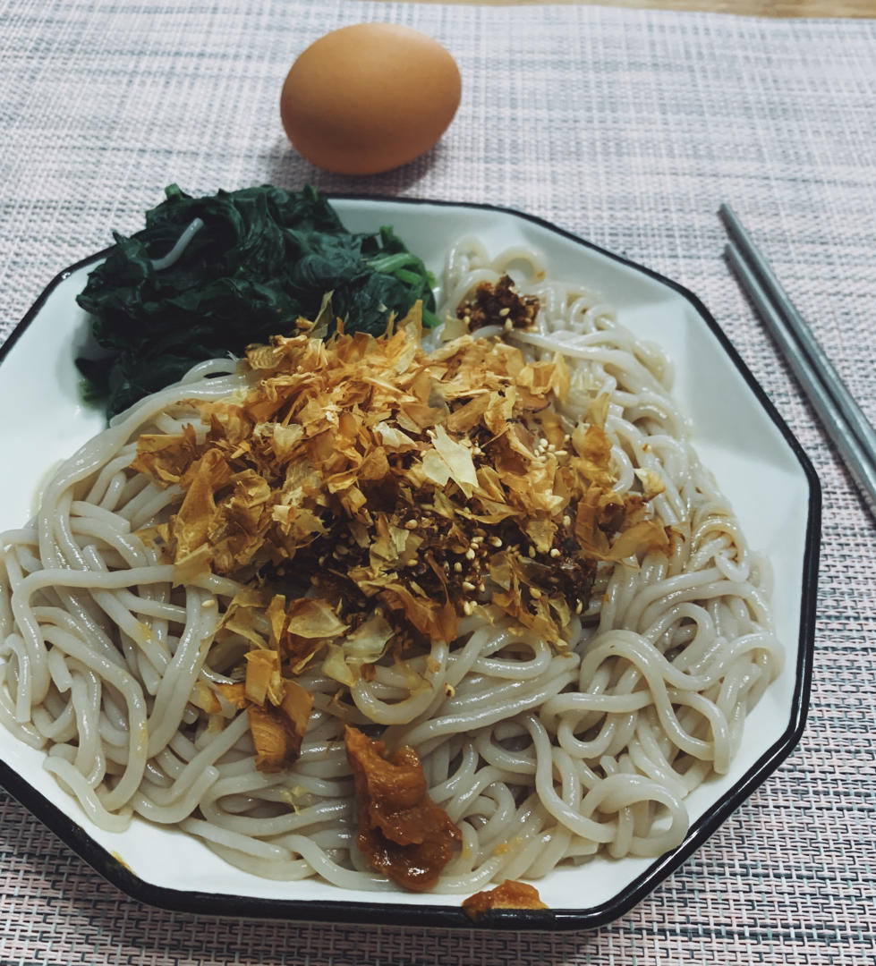 菠菜溏心蛋味噌豆腐酱拌荞麦面【健康一锅端】