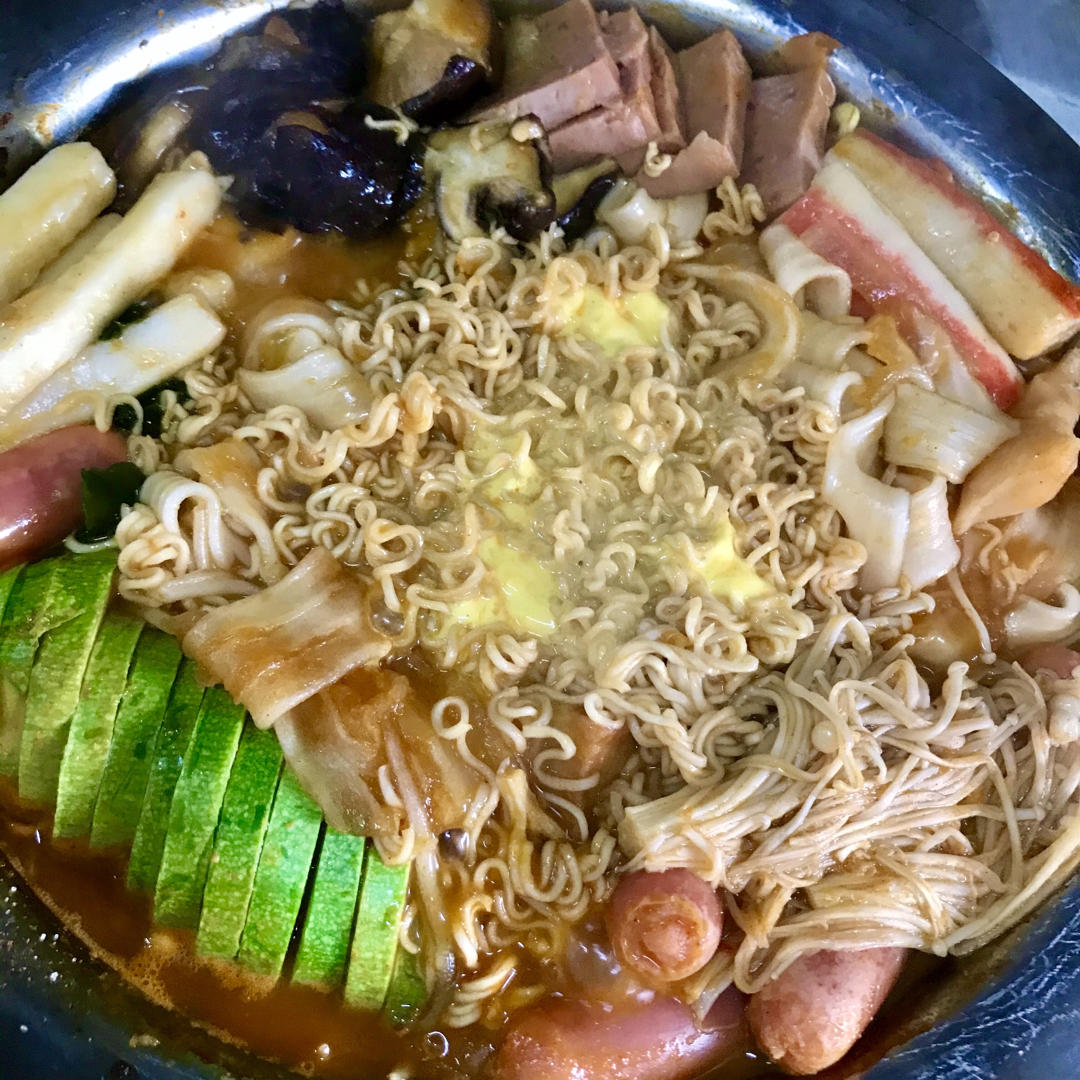 韩式部队火锅