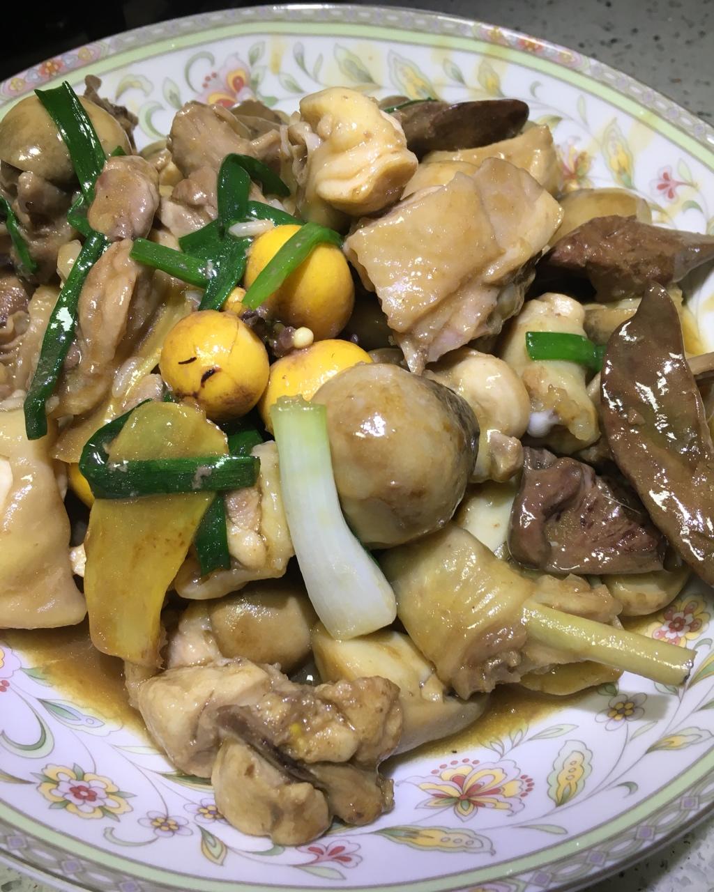 草菇烩滑鸡