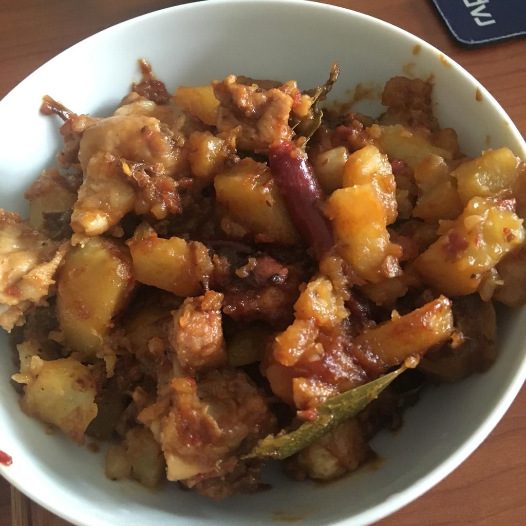 土豆焖鸡腿