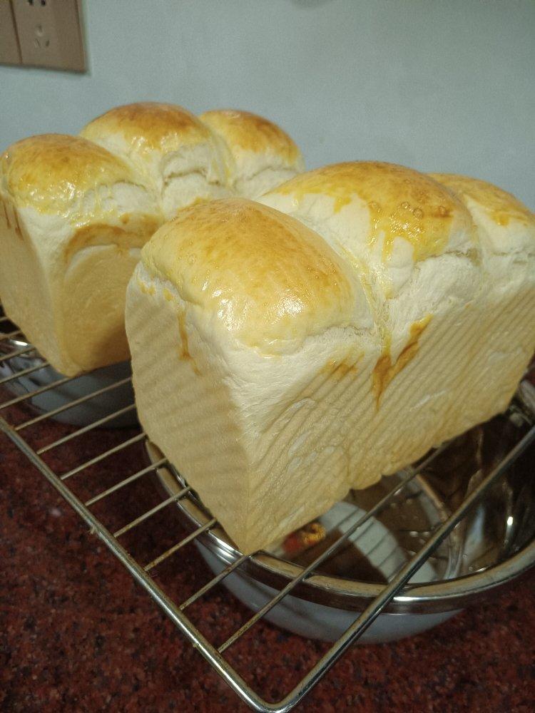 软到站立不了的吐司