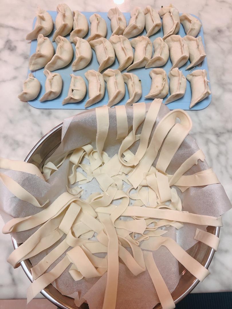 手工揉面三分钟，又韧又薄又好包的饺子皮