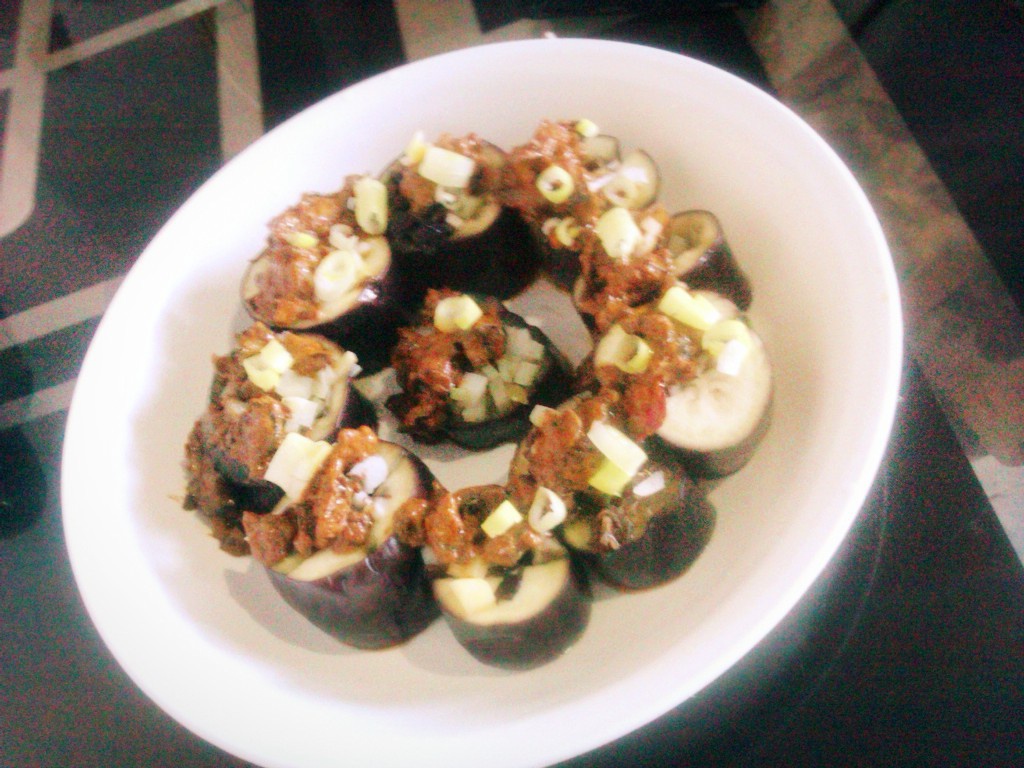 麻酱蒜泥蒸茄子