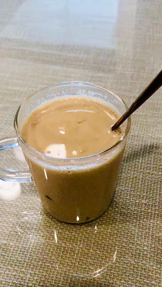 《Tinrry+》缺材料？学一下这个简易又好喝的焦糖奶茶