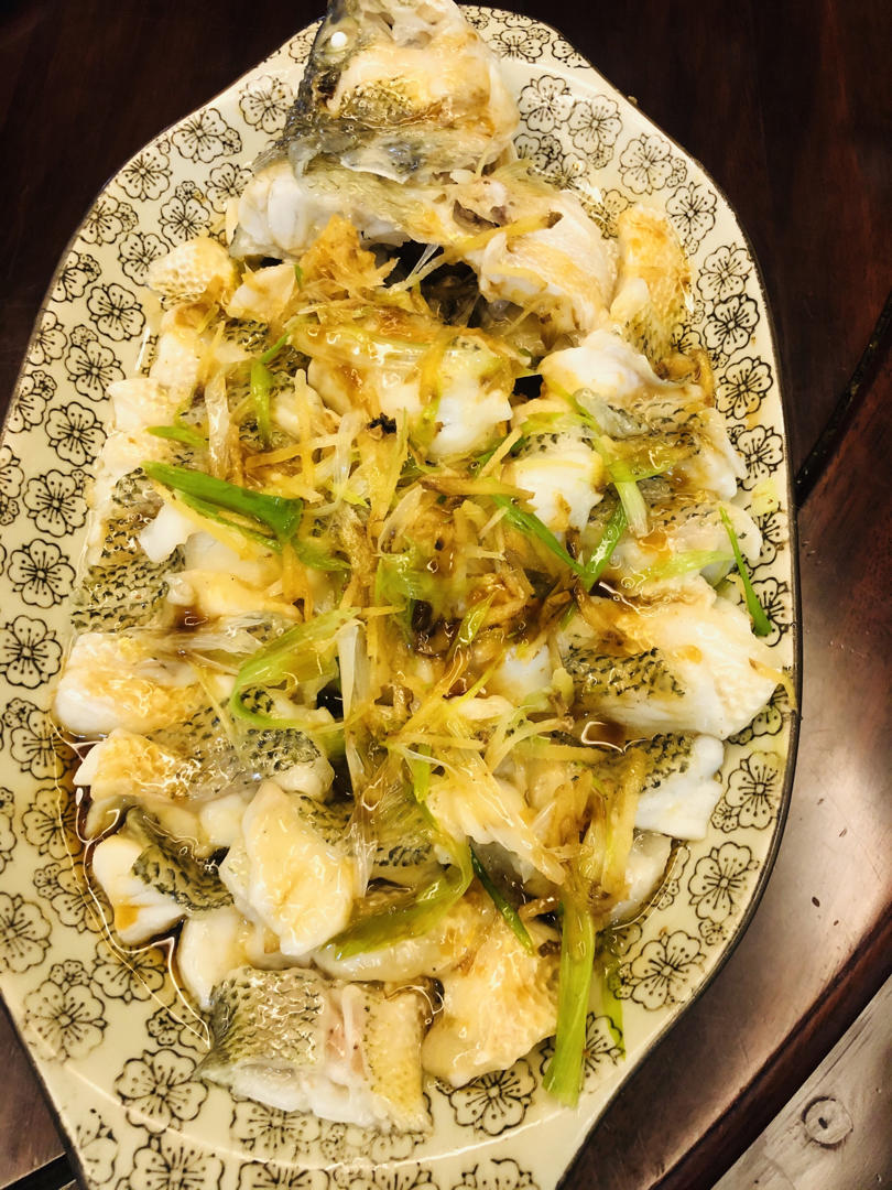 鲜嫩鲈鱼片