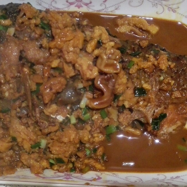 红烧鲫鱼
