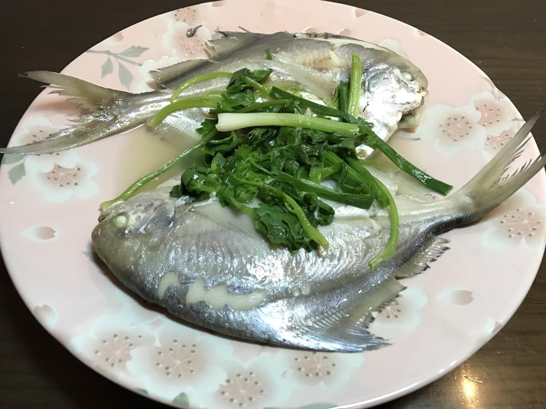 铸铁锅版快手白鲳鱼的做法