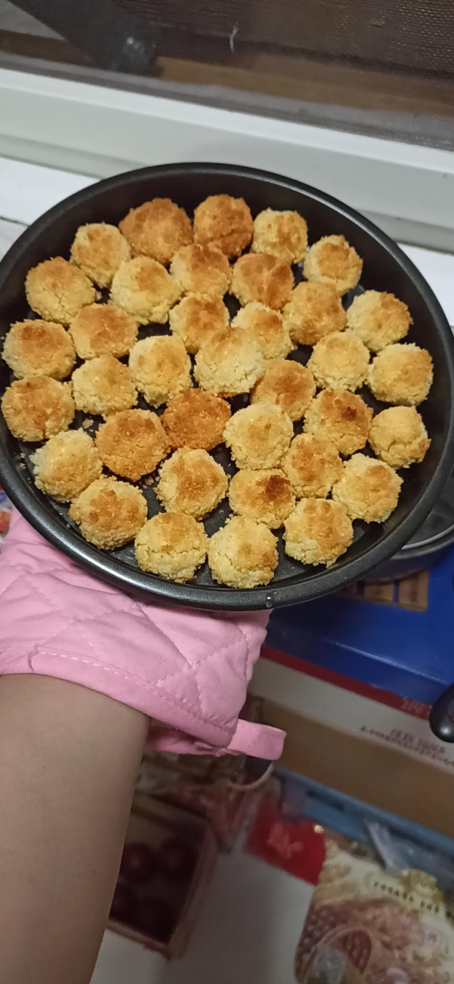 黄金椰蓉脂肪球