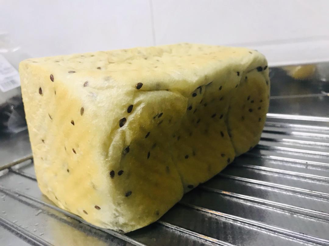 亚麻籽土司