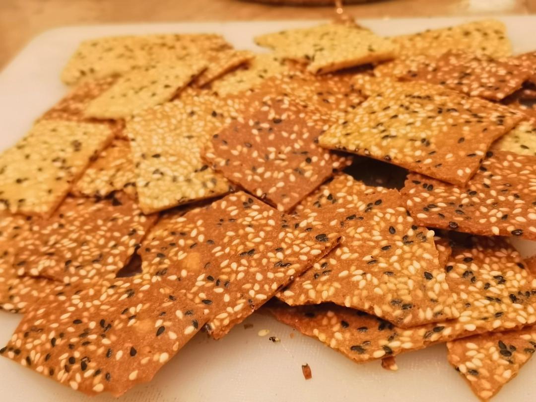 芝麻薄脆饼干，一步操作，超级简单