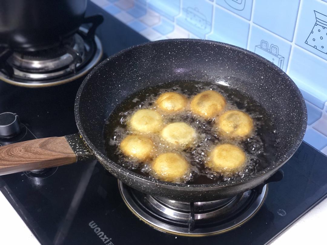 外酥里糯❗做法简单的炸糖糕