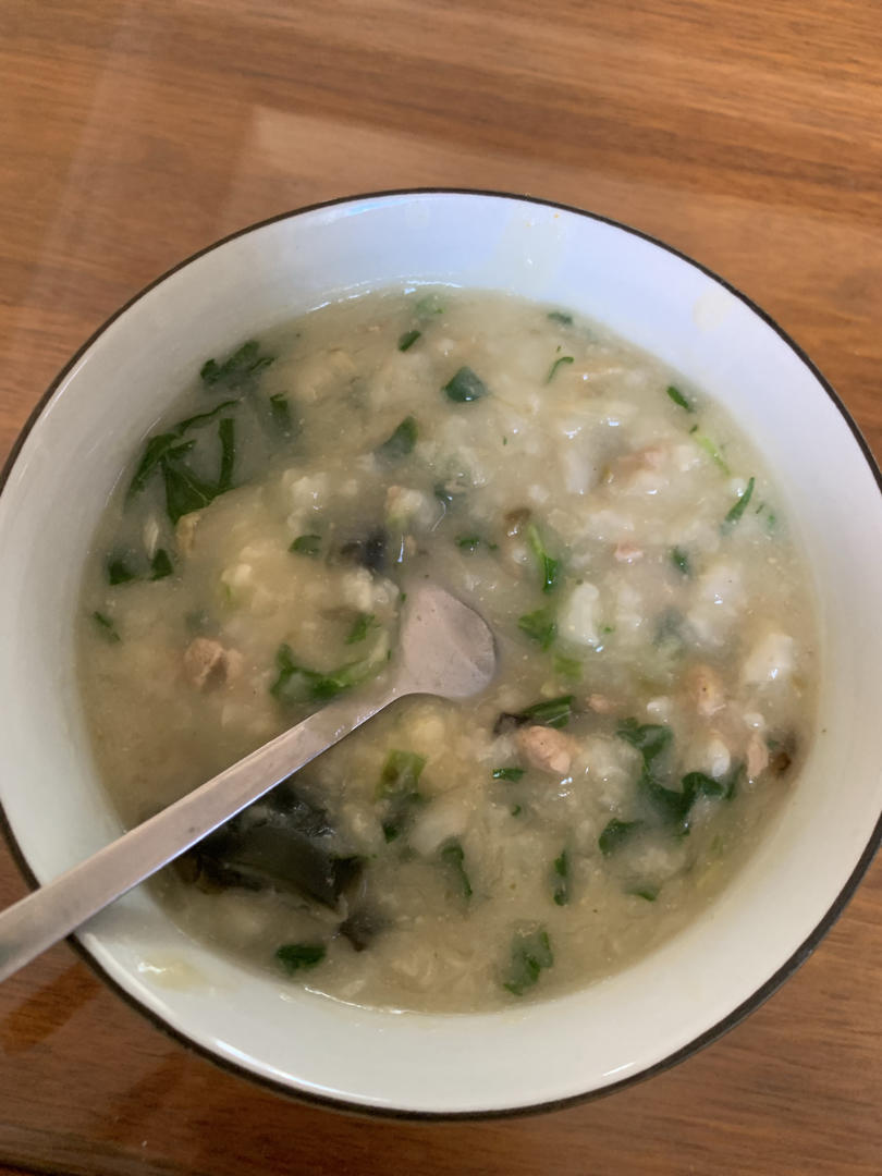 妈妈👩教我做的皮蛋瘦肉粥🥣简单快捷美味😋