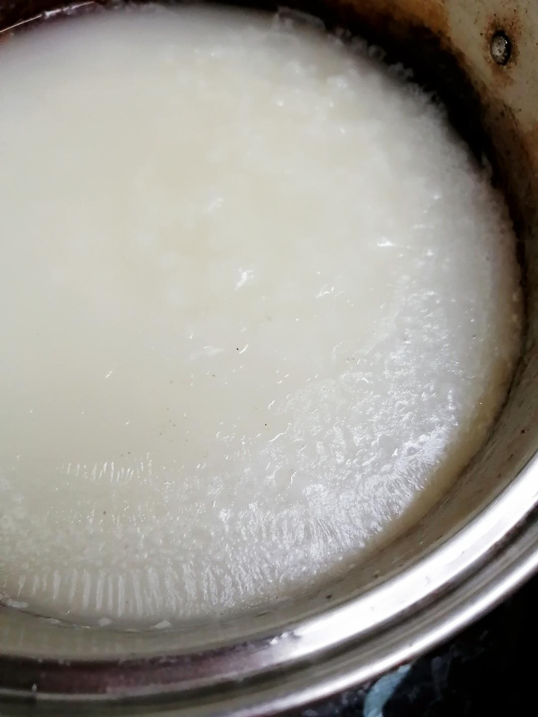 如何正确的熬大米粥的做法