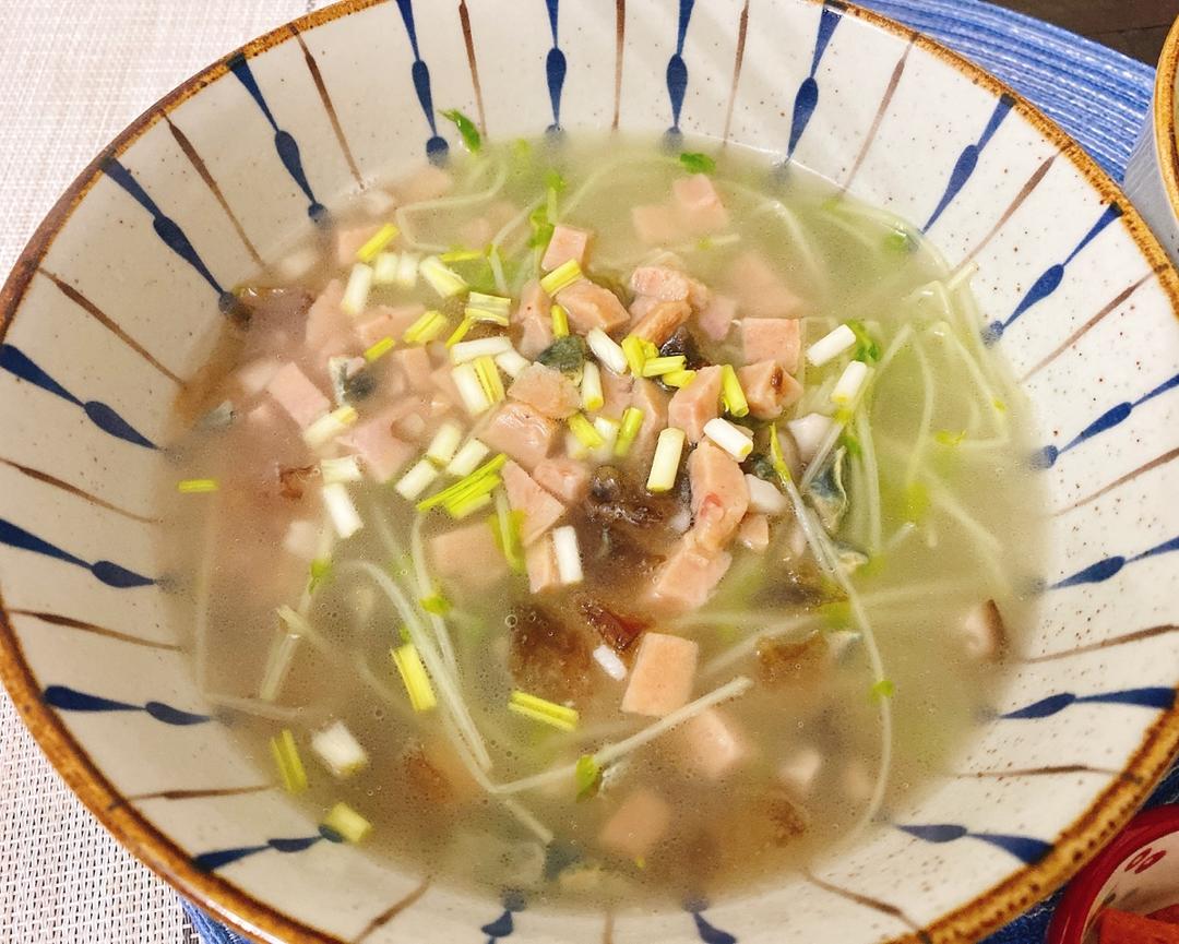 【上汤豆苗】特色粤菜，爽口解腻，鲜美好吃