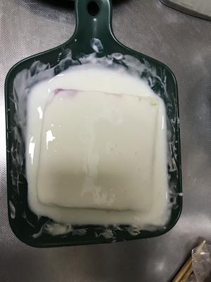 低脂酸奶紫薯红薯蛋糕的做法 步骤1