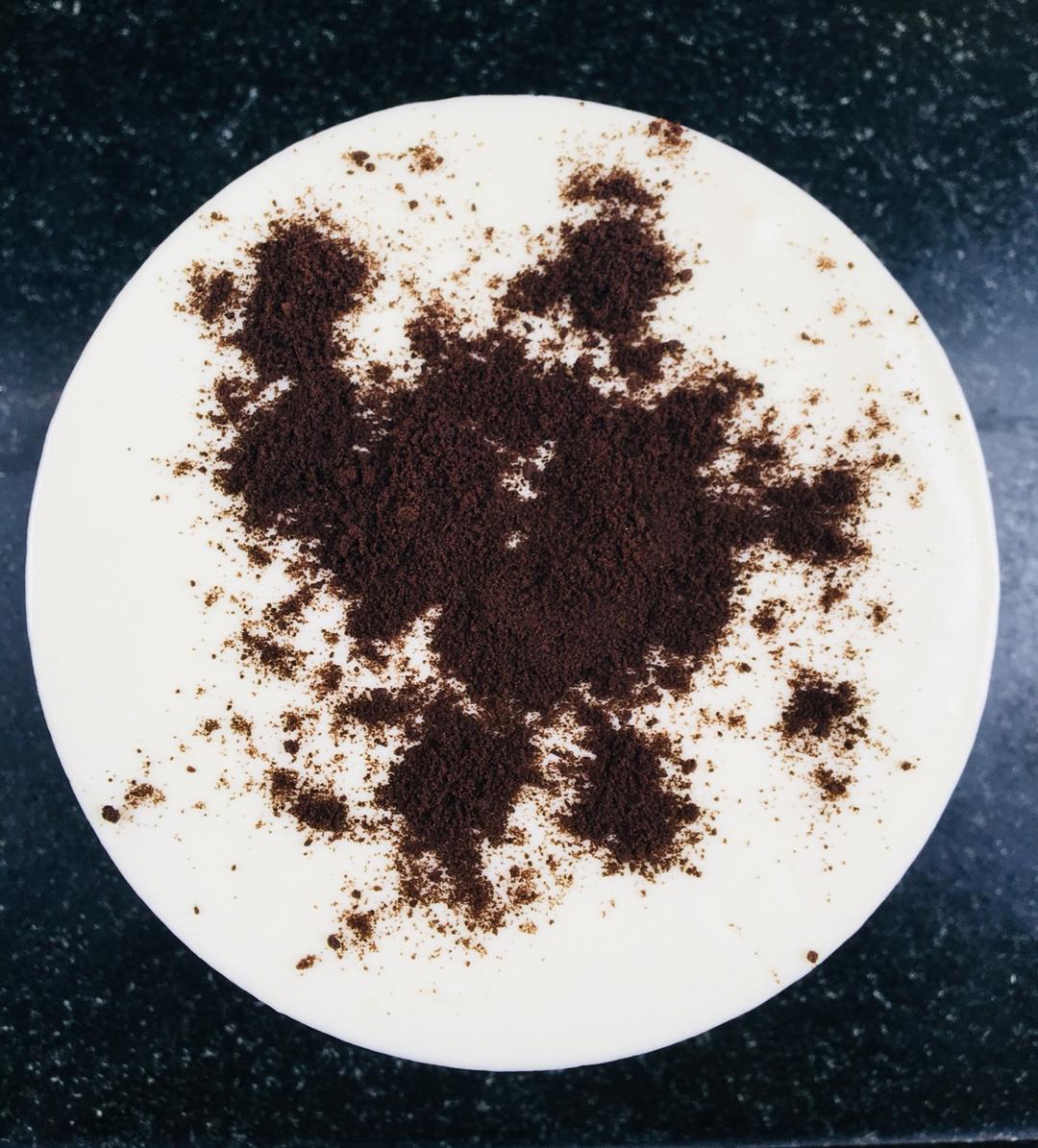 奥利奥草莓酸奶慕斯蛋糕（6寸）