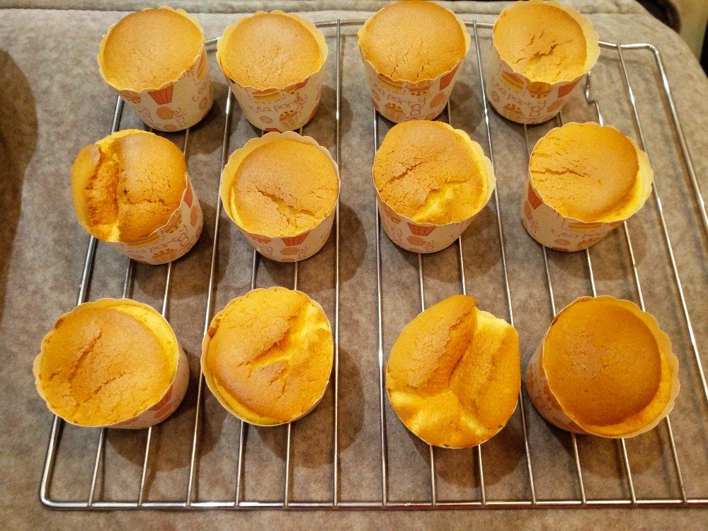 纸杯蛋糕 8寸戚风蛋糕的量