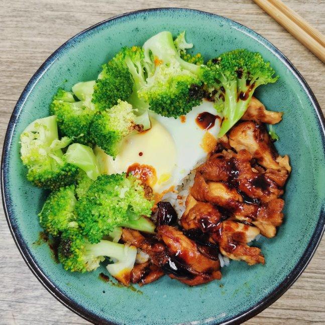 照烧鸡腿饭