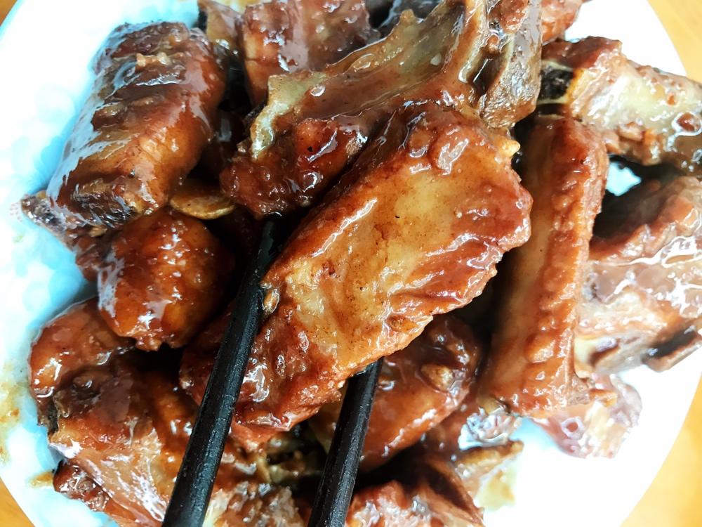 红腐乳烧排骨