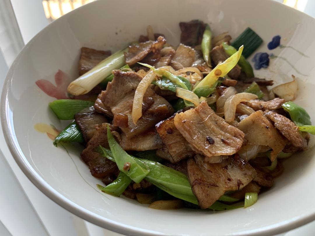 厨师长教你：“回锅肉”的正宗做法，先收藏