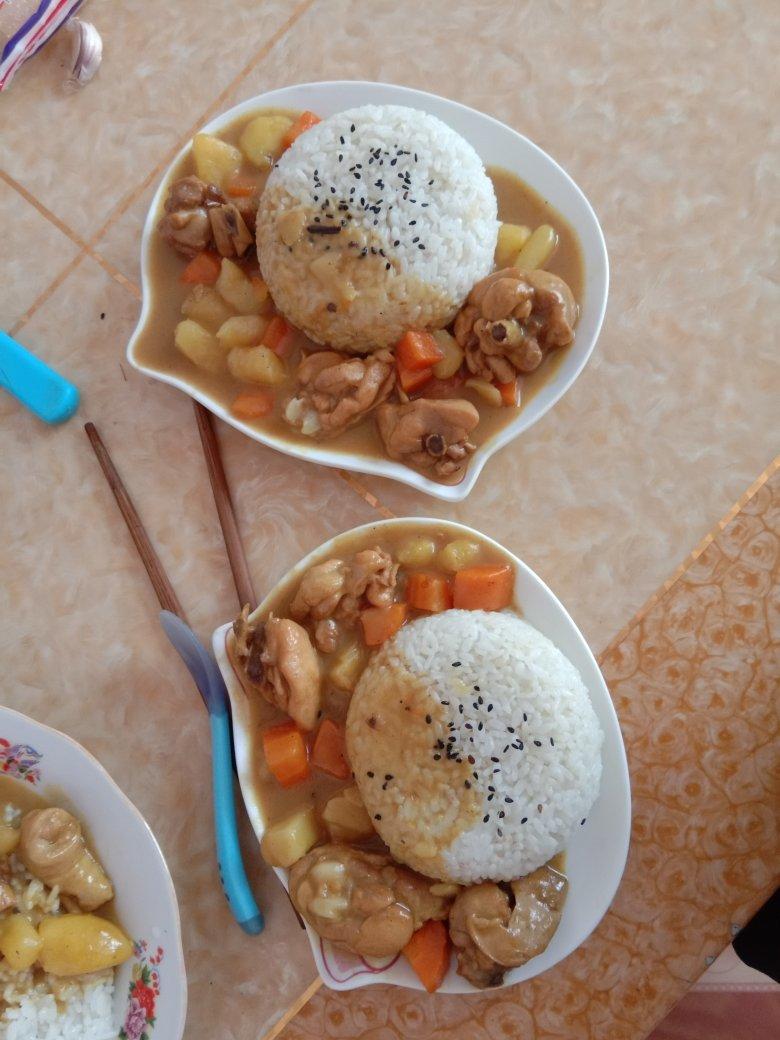 咖喱鸡肉饭