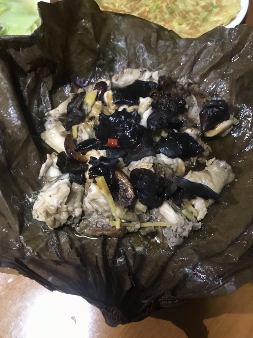 荷叶蒸鸡