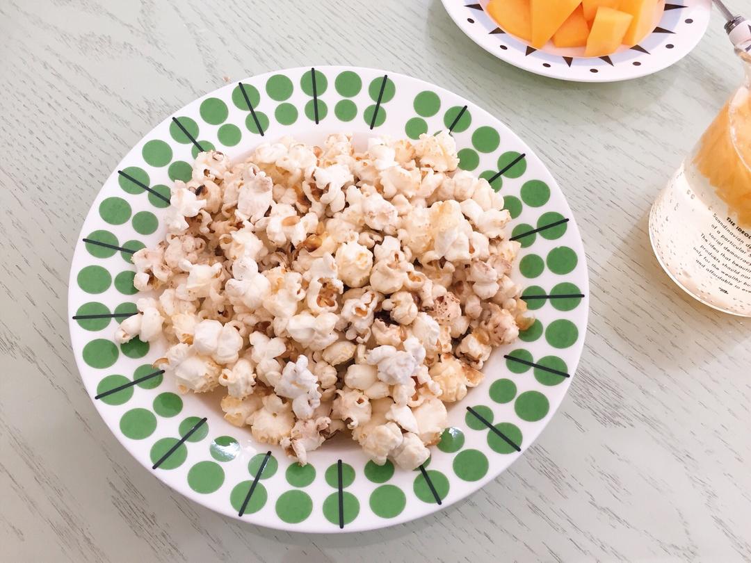 平底锅无油爆米花