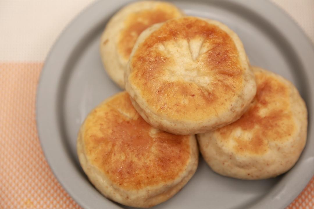 菠菜鸡蛋粉丝全麦饼的做法 步骤6