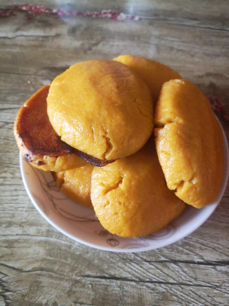 正宗东北玉米面大饼子