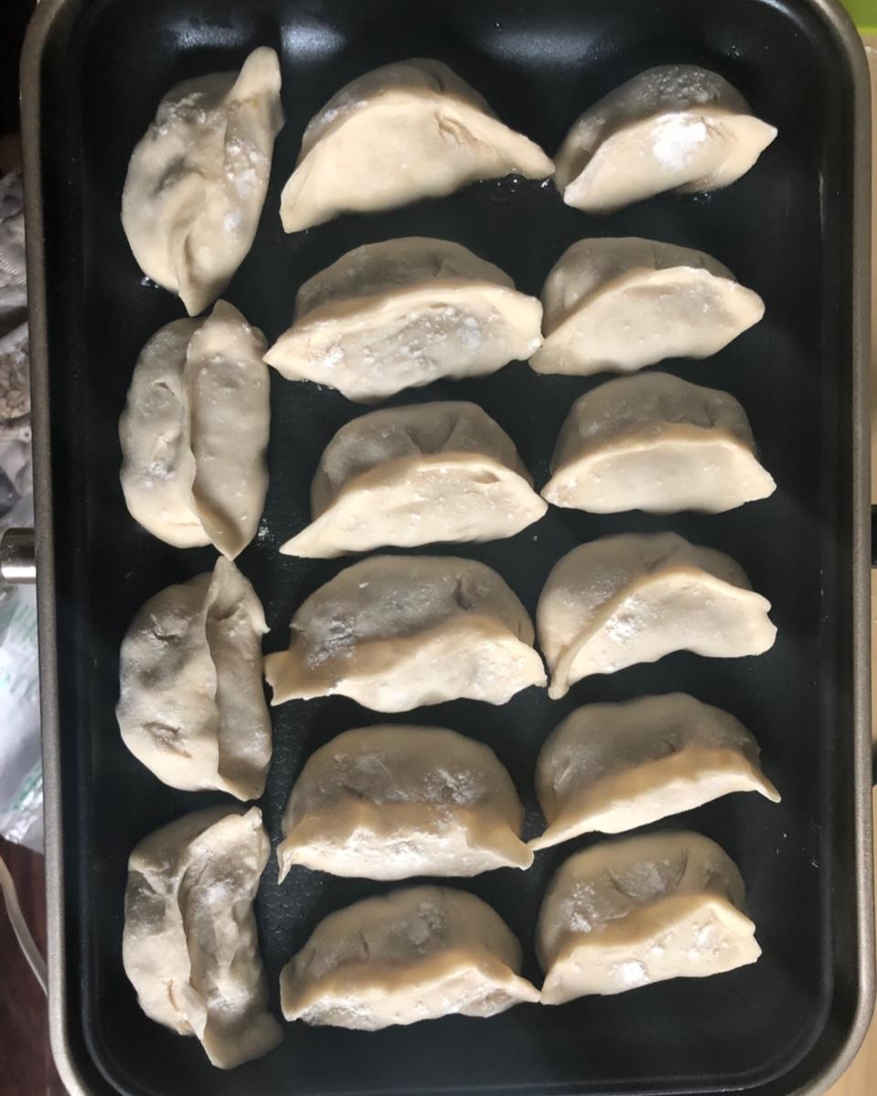 西葫芦鸡蛋馅儿饺子(内有柳叶饺子手法视频)