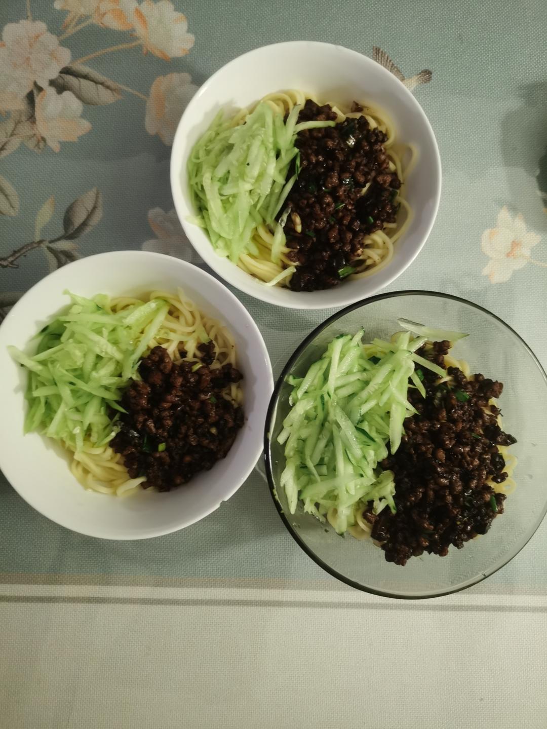 炸酱面