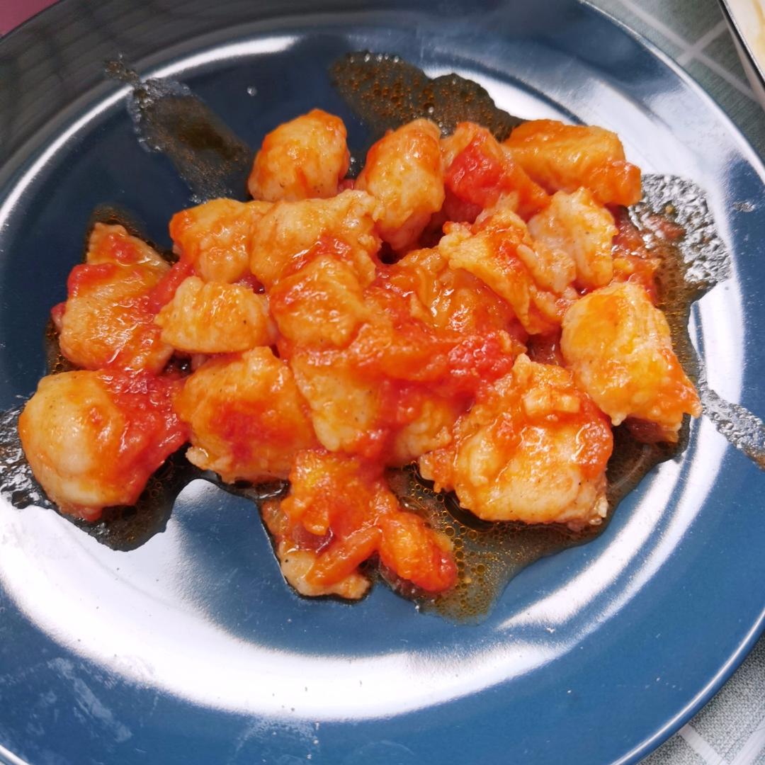 番茄鱼巴沙鱼（也可以用番茄龙利鱼），番茄酱汁超浓郁，营养又下饭！