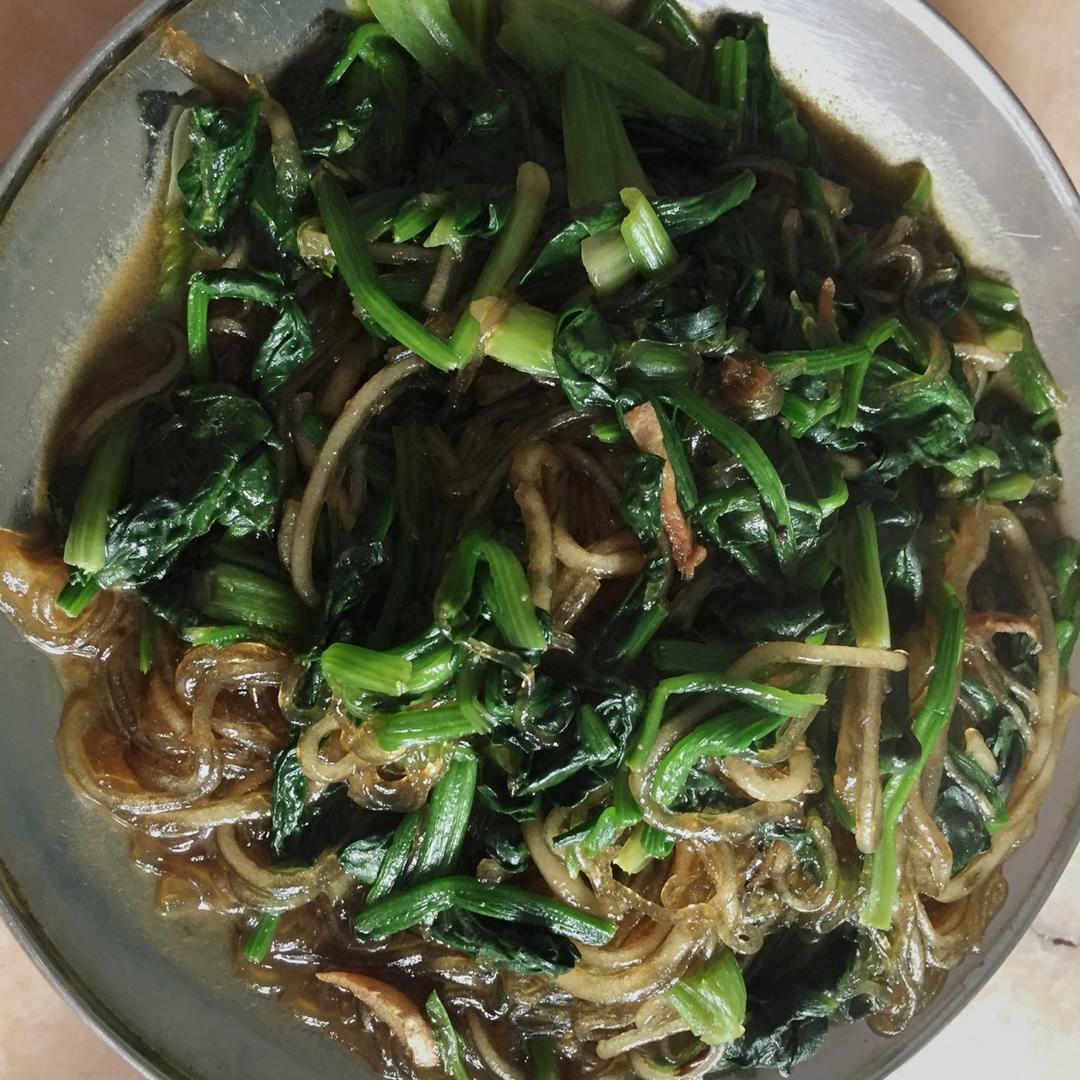 菠菜炒粉丝