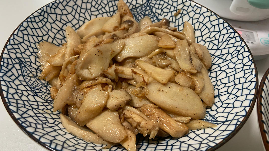 低卡减脂瘦身餐——杏鲍菇煎炒鸡胸肉