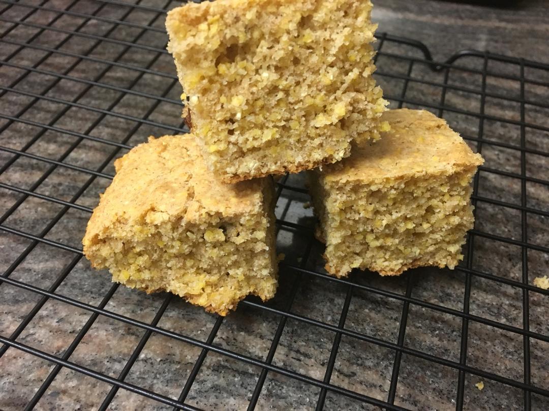 黄金玉米面包Golden Cornbread-Bob’s Red Mill