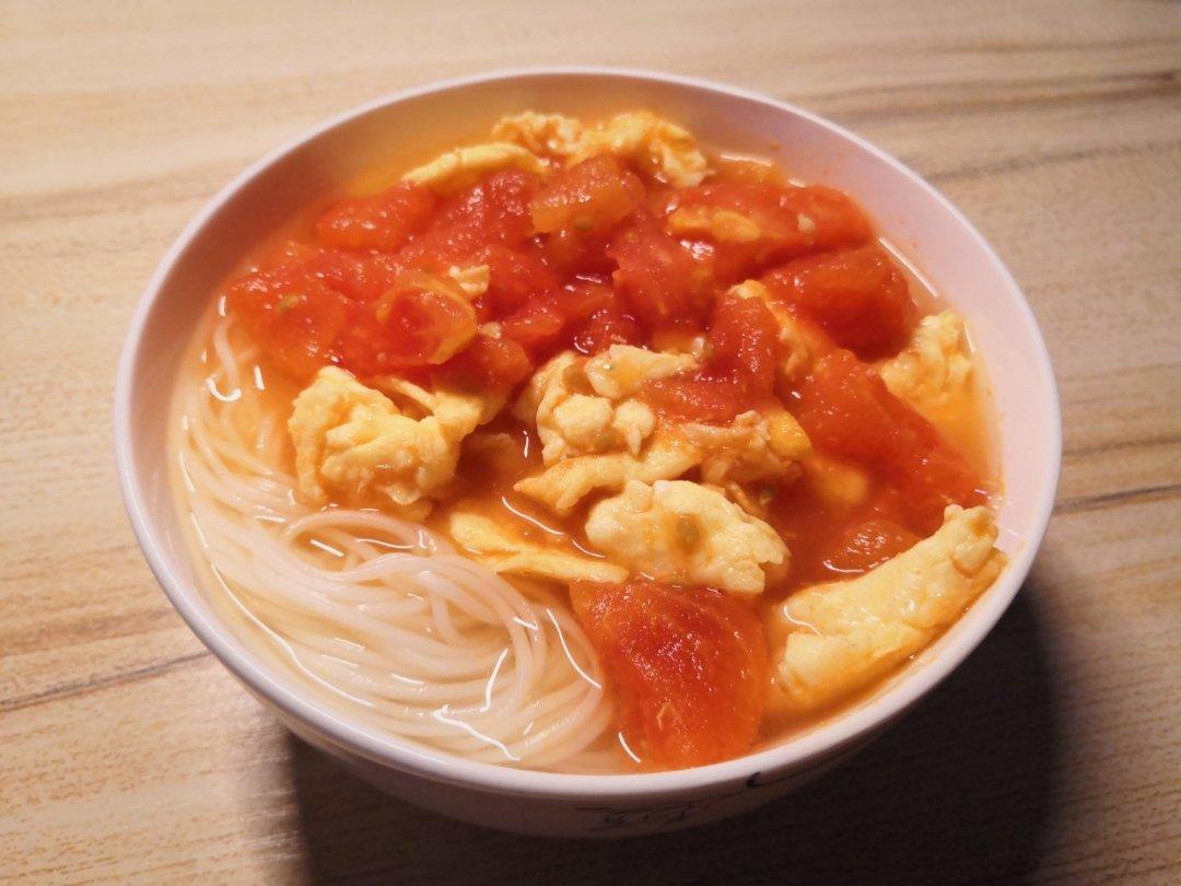 最家常的普通汤面——西红柿鸡蛋龙须面